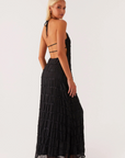 Alicja - Zwiewna sukienka maxi typu halterneck